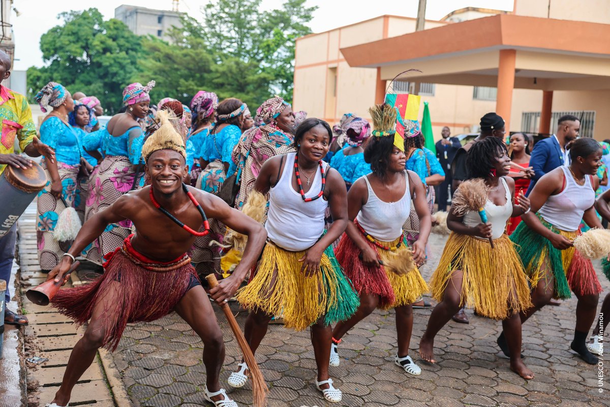 elounasso's tweet image. Notre gratitude au gouvernement du #Cameroun pour avoir accueilli avec succès la célébration régionale du 50e anniversaire de la Convention du #patrimoinemondial à #Yaoundé - hâte ensemble au cours des #50 prochaines années pour notre patrimoine commun en Afrique ! @CameroonPm237
