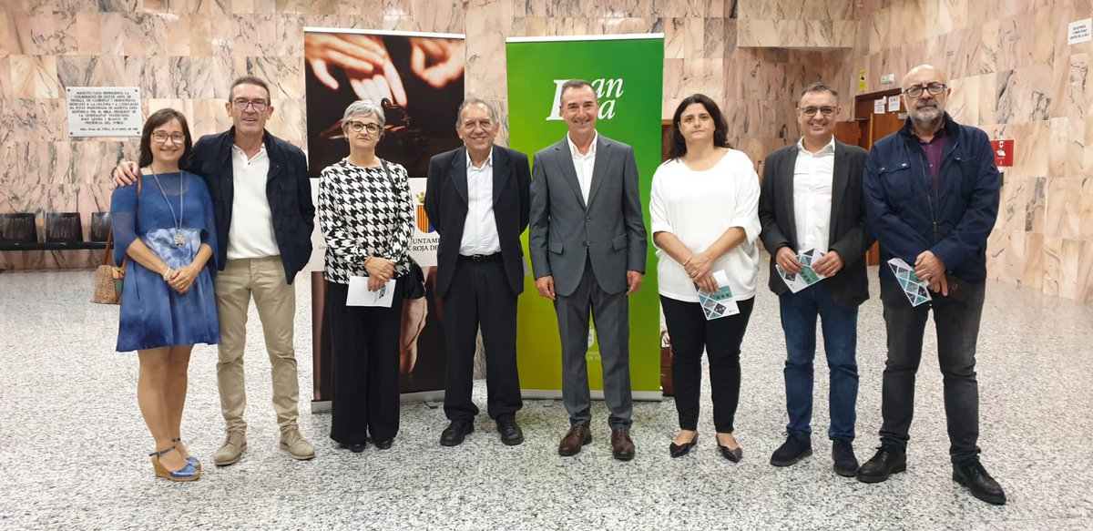 miguelsolerg's tweet photo. Ahir vam disfrutar d'una gran vesprada en l'acte d'inici de curs dels Conservatoris Professionals de Música i Dansa de Riba-roja. Impressionant la feina de docents i famílies, el nivell de l'alumnat i la gran participació en les activitats del municipi i de la CV. Enhorabona. https://t.co/7NsSYPYuqF