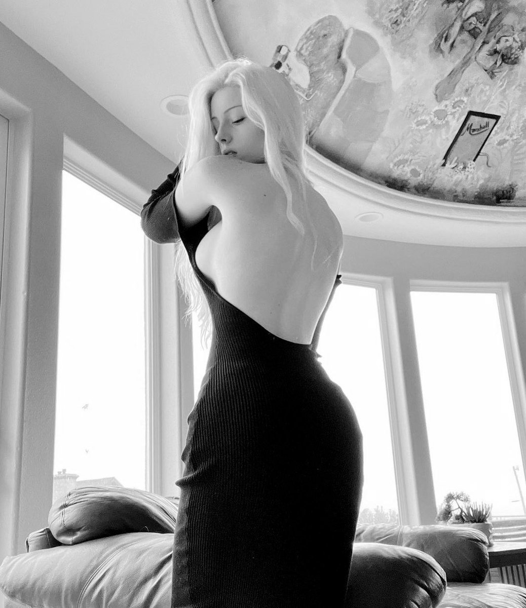 𝐶𝑎𝑛 𝑦𝑜𝑢 𝑒𝑣𝑒𝑛 𝑖𝑚𝑎𝑔𝑖𝑛𝑒 𝑓𝑎𝑙𝑙𝑖𝑛𝑔 𝑙𝑖𝑘𝑒 𝐼 𝑑𝑖𝑑?🪶

#Freerol ✨ #Sexrol