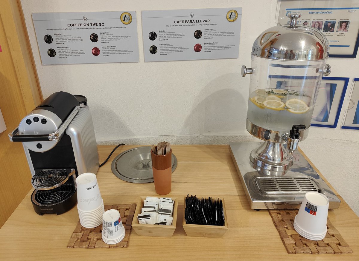DavidTNF0's tweet photo. Take a moment to enjoy a cup of #coffee or a refreshing cup of water in #reception #SunsetViewClub #DPerfectService @Marialuisagarec @Laura_RCTF @juanmaintenance @Lidia_EH @Hamidreception @Lina62027653 @negrin_medina @julio_menpa https://t.co/JUubzACaVA