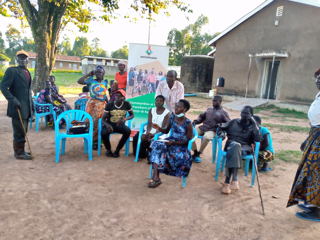 NAFOPHANU's tweet photo. Today 21 October 2022, we are in Arua city and district distributing food to the vulnerable families of People living with HIV.
Special thanks goes to @EuropeanUnion12 and @AKF_EA for the support as this will promote adherece to medication.
#AKFCOVIDproject
#BeyondMyPill https://t.co/IVeB3TB0Ka