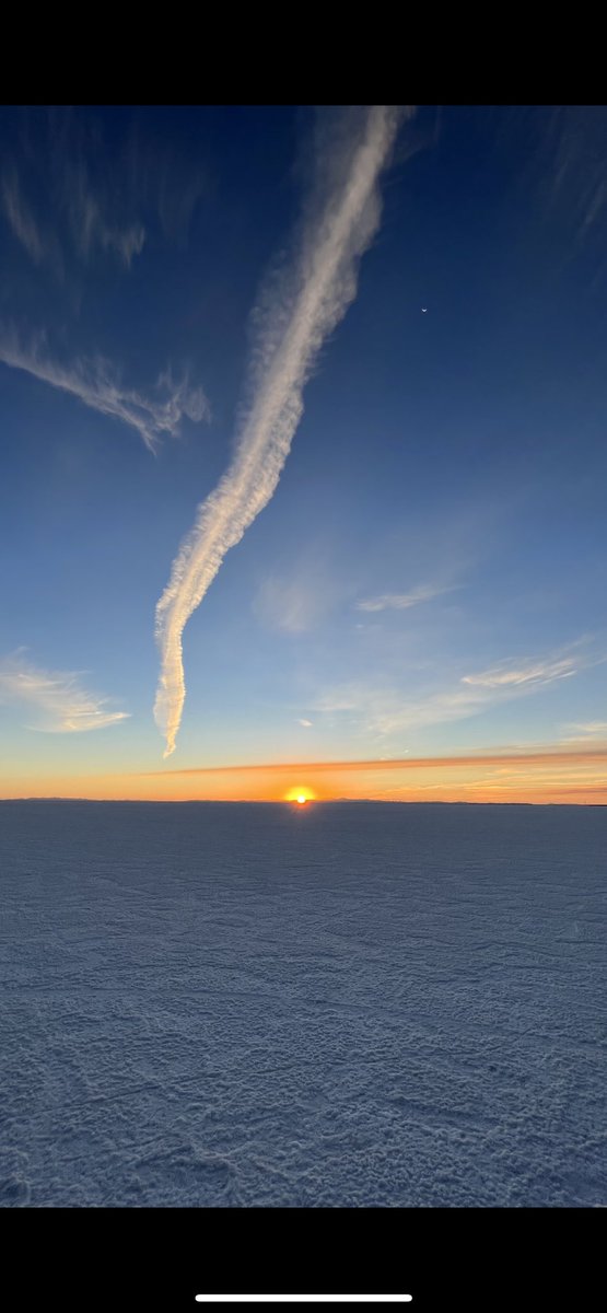 Sunrise at the saltflats