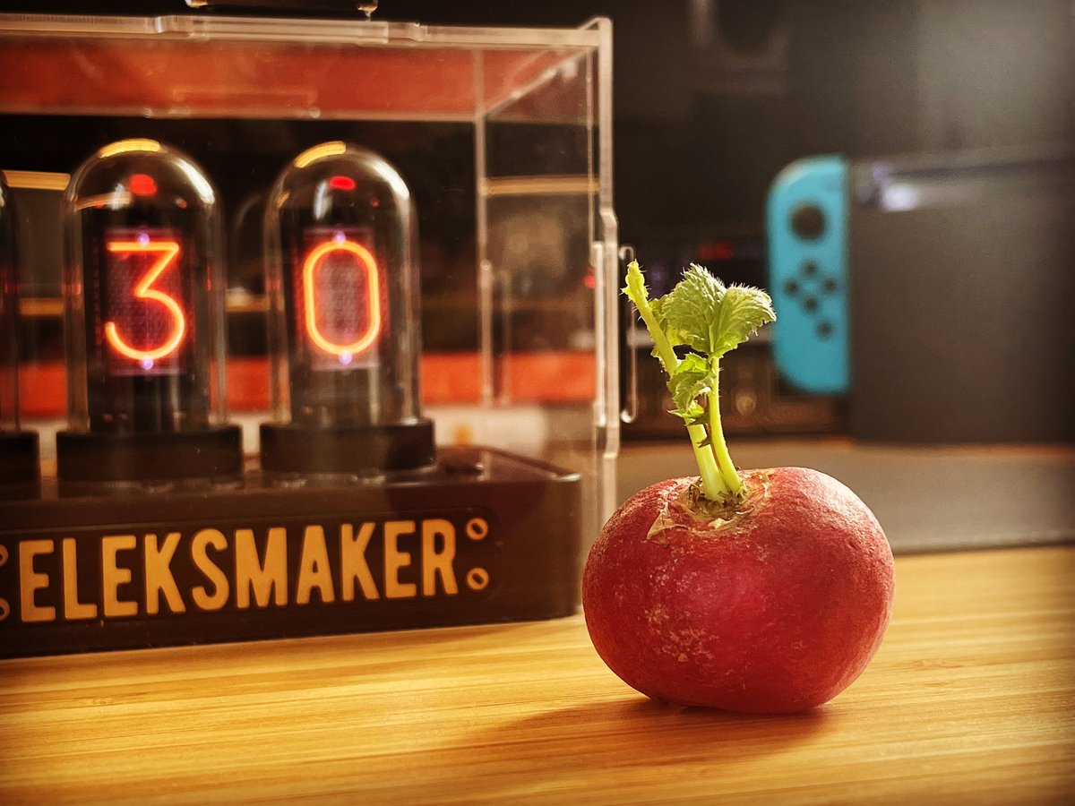 EleksTube's tweet photo. Tenacious and vigorous vitality! #EleksMaker #EleksTube #USBHUB #EleksWFD #fyp #ForYou #ForYouPage #live #fun #diycraft  #mycraft #esp32 #nixietube #banjicraft #deskdecor https://t.co/PnqNCGoB9S