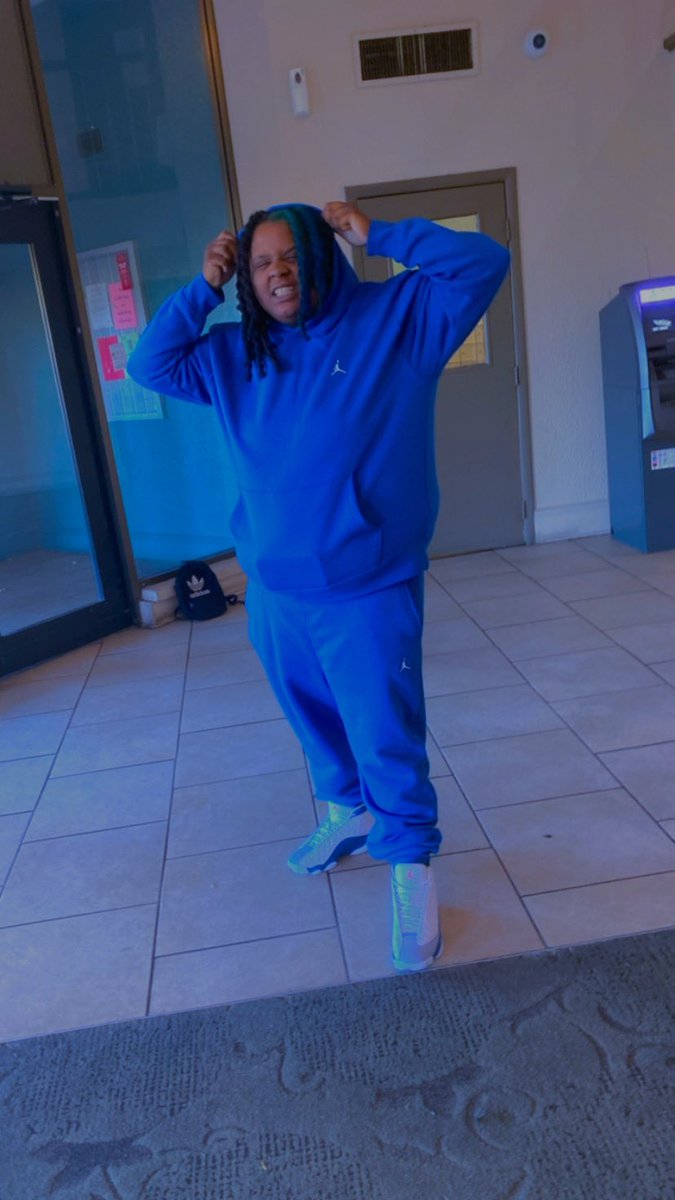 DreadheadJup's tweet photo. The Real Flex Is How Many Wounds You Can Turn Into Wisdom✍🏾🎯🤑

#lgbt #viral #trending #fyp #foryou #Midnights https://t.co/cZgrpXAdLB
