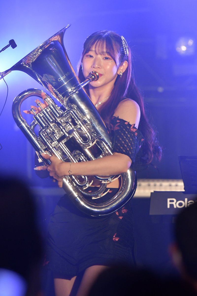 yosshinSPORTS's tweet photo. C;ON Magic Land in OSAKA LIVE SQUARE 2nd LINE 2022年10月8日
ラスト1曲は良い雰囲気だ
始まりでちょっとしたアクシデントもあって面白かった
後ろ姿もちゃんと撮らねばのお気持ち
#シーオン #CML2022 #聖奈 https://t.co/A4tdFGOimP