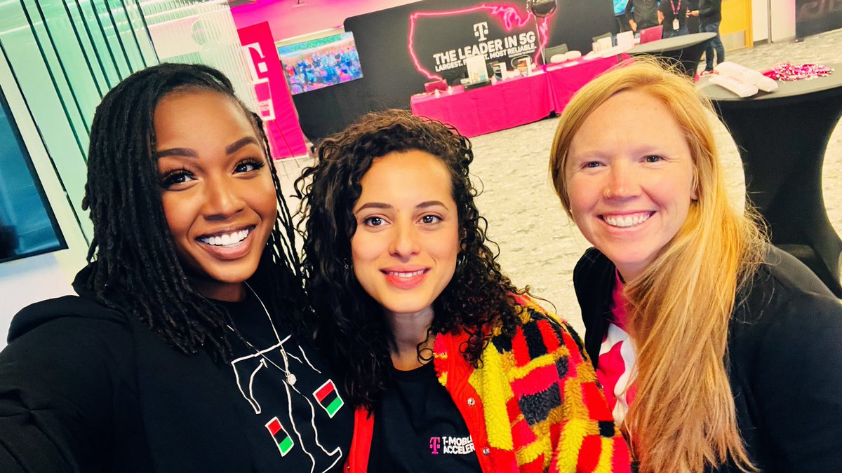 drkieshaking's tweet photo. Today’s @TMobile Cyber Security &amp; Tech Career Fest was a huge success! Meeting all the dedicated teachers, counselors, career success leaders, and of course, these beautiful young ladies was a complete joy. @TMobileCIO thank you and your team for an impactful event! #P10M https://t.co/kmABfXrQNi