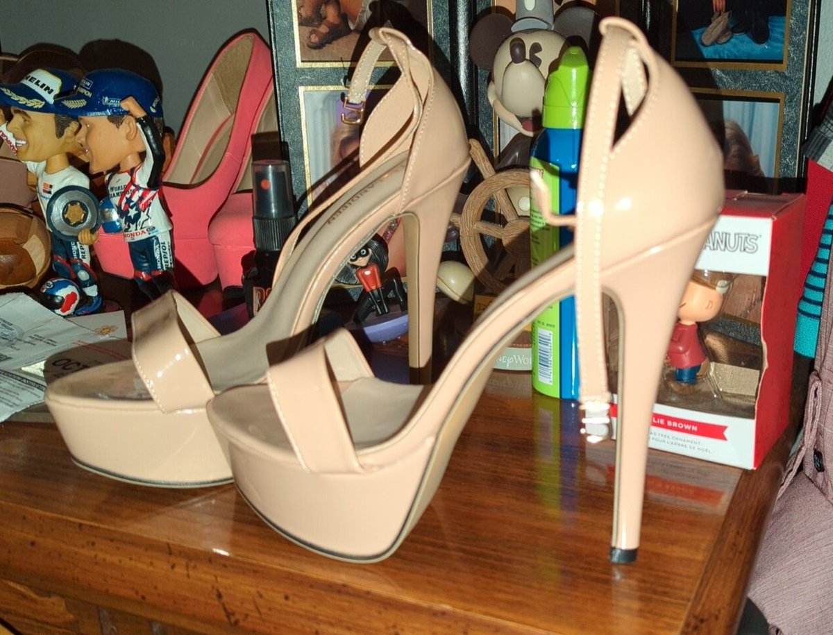FunFetishes's tweet photo. Picked up a few pairs of new shoes! 
AvaWearsStilettos@gmail.com
https://t.co/vxv8leX4W5
#biglegs #nicelegs #highheels #heeloholic #heels  #bigcalves #thickthighs #bigass #thick #curvy #sexyshoes #sandals #stilettos  #patentheels #6inchheels https://t.co/ShSwdPLKWf
