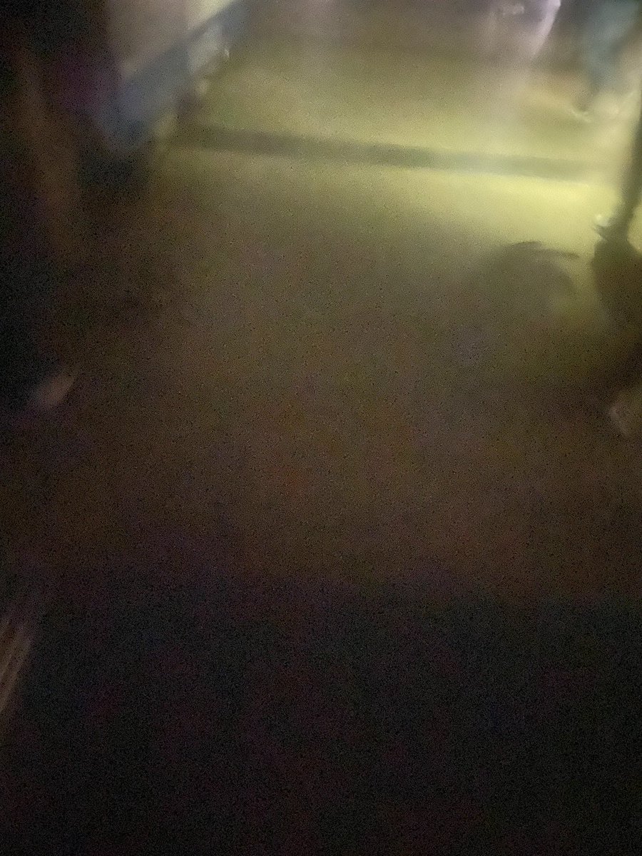 Krushit76's tweet photo. @mbta_alerts @MBTA  one would think if not one train passed@over tracks for a minimum of 15 minutes that we wouldn’t be lurking and jerking between aquarium and maverick. 
Unless there was a reason, but you’d let us know, wouldn’t you? https://t.co/T1nYI546ah