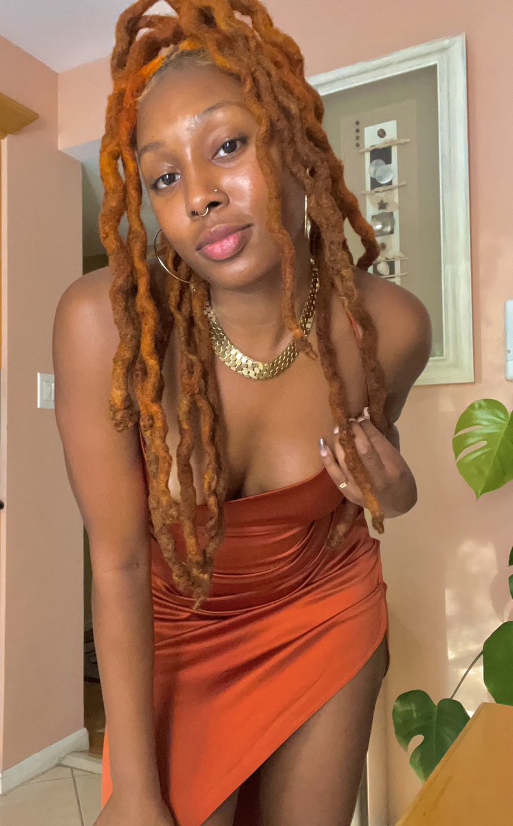 _PrettyOddArt's tweet photo. 🧡 #AutumnVibes https://t.co/VrrnXMtiVF
