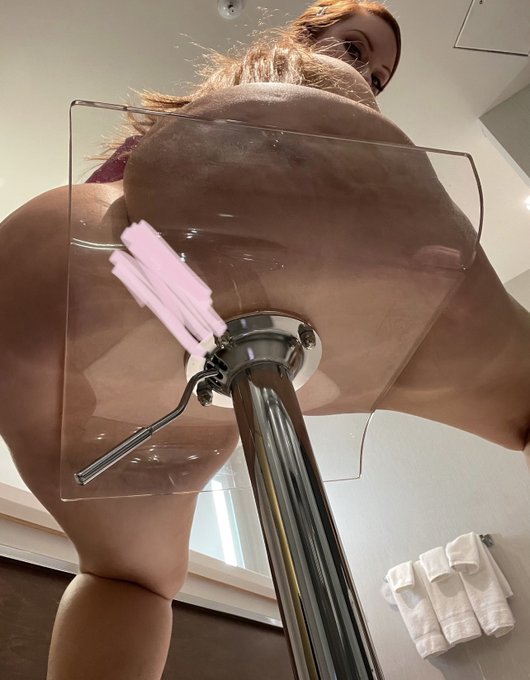 Only $3.50 to join for so much huge booty content 🥵  https://t.co/aRh1dEHhqd https://t.co/yvc5RuGz8E