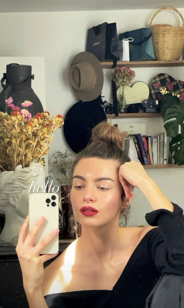 ㅤ━━━━━━━━━━━━
ㅤㅤ © lafleurdange

hello.