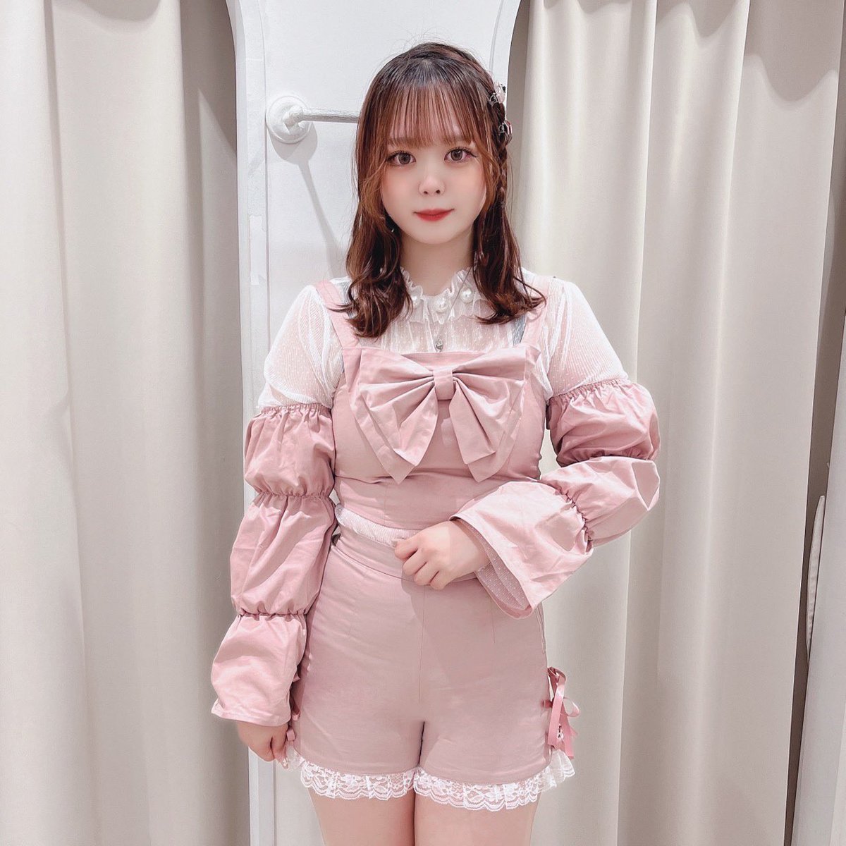 Swankiss_nagoya's tweet photo. 🧁10月22日発売🧁

ribbon gift SP/T
color♡WHT/PNK/BLK
price♡¥10,780(税込)

ribbon gift TOPSと同素材を使用した
ショートパンツです💕
裾脇にスリットが入っており、レースに
3連リボンが可愛いです🎀

 #Swankiss名古屋PARCO店 https://t.co/CE1429qRSC