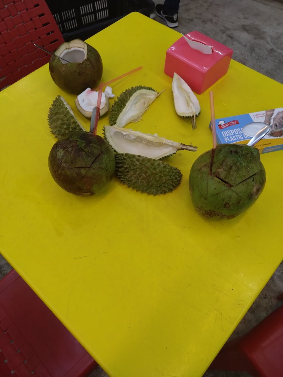 fronti's tweet image. We did it. The king of fruits.