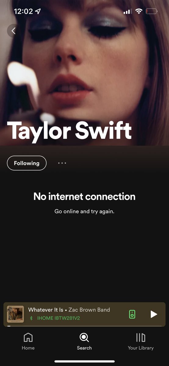 bekszeff's tweet photo. Spotify keeps crashing. 🤦‍♀️ https://t.co/Ow9CR3Sv91