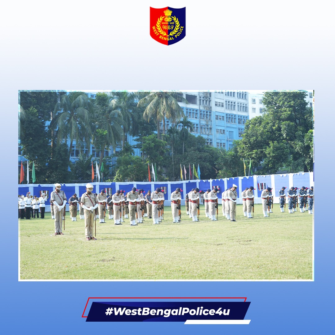 Police Commemoration Parade was held at the Police Headquarters in the presence of Shri Manoj Malaviya, IPS DG & IGP of West Bengal @mmalaviya1 and other senior officers, to remember those who laid down their lives in the line of duty. #WestBengalPolice4U