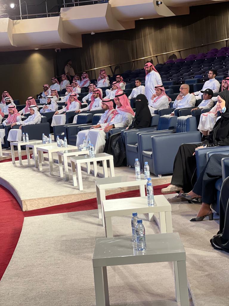 elgibreen's tweet photo. Yesterday I had the pleasure to be honored along with #King_Saud_University teams by the Vice President of Graduate Studies and Science Research at #KSU for representing the university at the #GlobalAISummit 

It was nice to see how everyone's dedication comes to a happy end. https://t.co/qnLxvK40VT