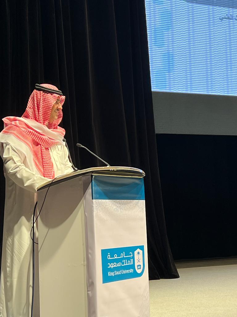 elgibreen's tweet photo. Yesterday I had the pleasure to be honored along with #King_Saud_University teams by the Vice President of Graduate Studies and Science Research at #KSU for representing the university at the #GlobalAISummit 

It was nice to see how everyone's dedication comes to a happy end. https://t.co/qnLxvK40VT