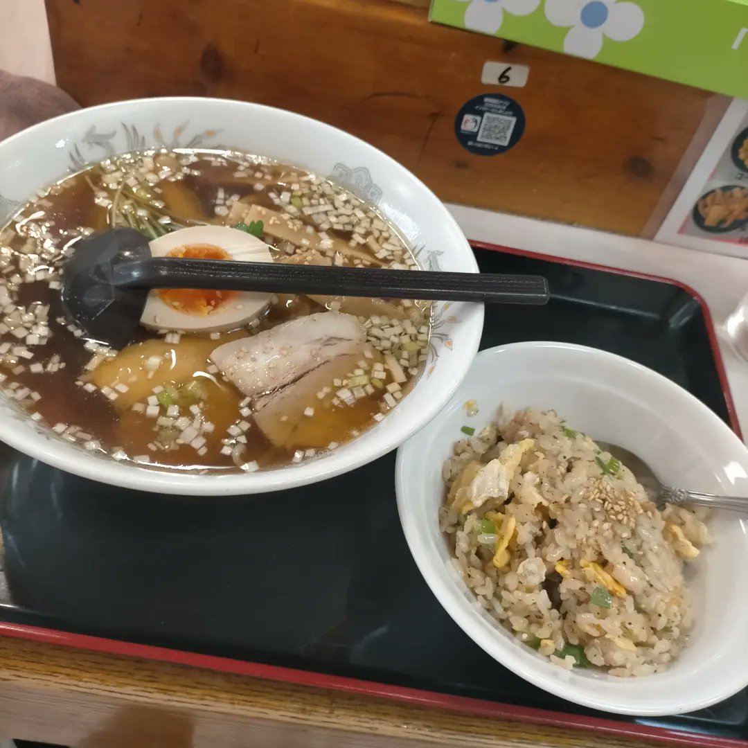 egoshiani2's tweet photo. #東京浅草つけ蕎麦井草 浅草 醤油蕎麦900円
旨い!!!旨い浅草開化楼の中細麺魚貝下支えキレ旨味動物醤油
#ラーメン新店舗
#ONELOVEDeli&Bar 浅草 シーフードカレー1240円
旨い!!オマール海老の旨味有カレー
#カレー新店舗 #カレー
#富華 綾瀬 ラーメン半チャーハンセット1050円
旨い
#ラーメン https://t.co/k5nDRjz4UY