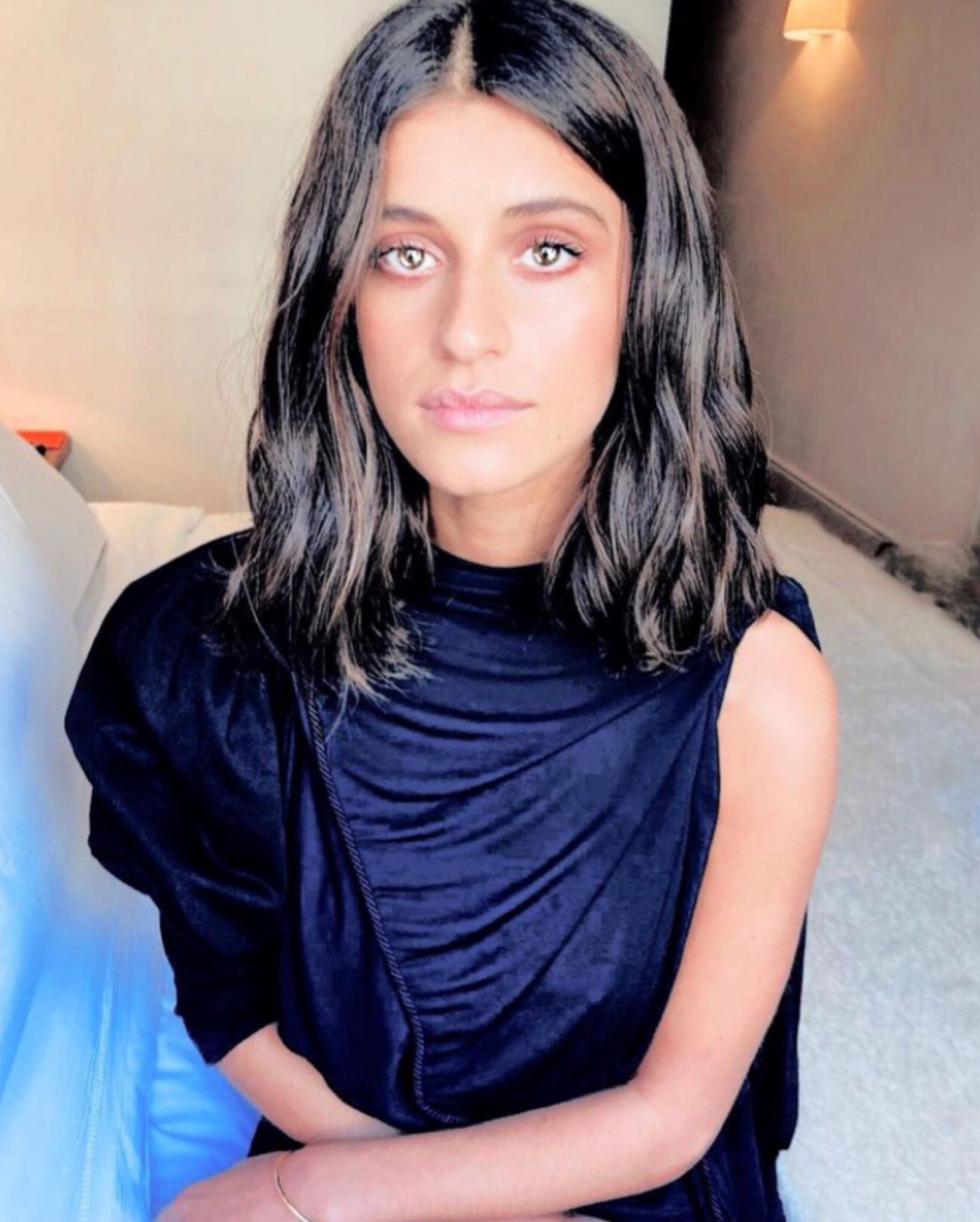 Anya Chalotra on Twitter: " 𝑮𝑳𝑨𝑴𝑶𝑼𝑹 📸 : Anya ready for the Acne Studios