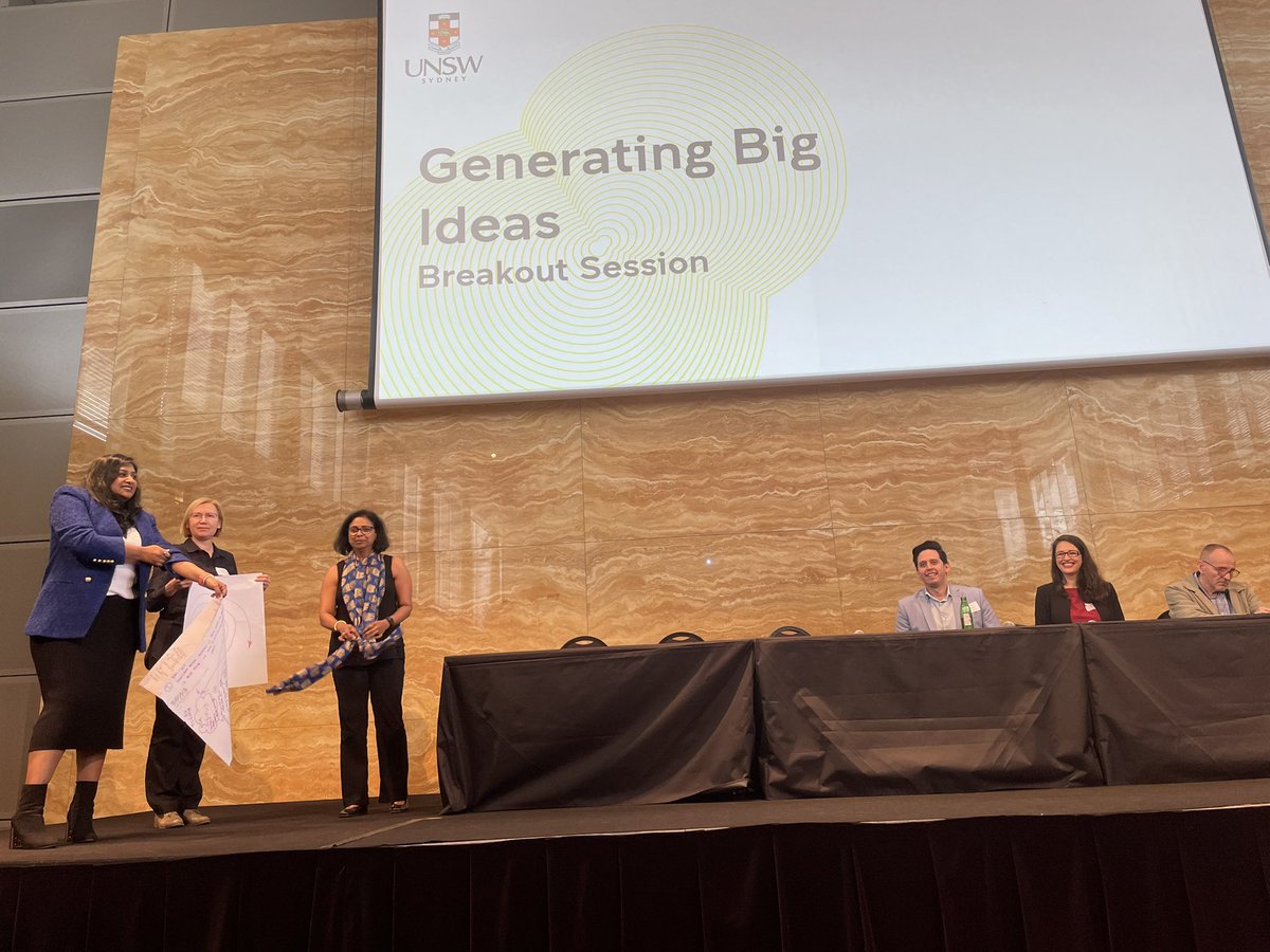 CancerImmIdeas's tweet photo. First group pitching big ideas on how to become world leaders in cellular therapies! #CIIF22 https://t.co/GBxsScI5KB