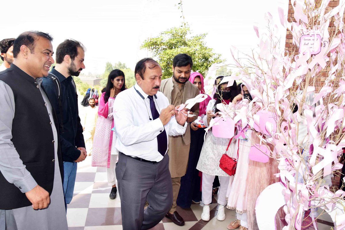 OfficialMNS_UAM's tweet photo. Spreading awareness on Breast Cancer #BreastCancer #MythBreaking #MNSUAM https://t.co/AGI3xejbnh