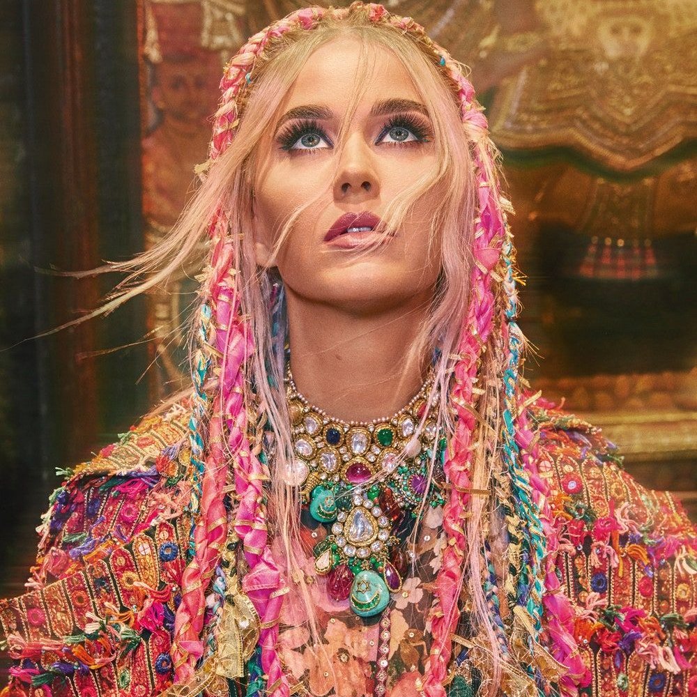 Happy birthday, Katy perry     you are undoubtedly a moment of pop music 