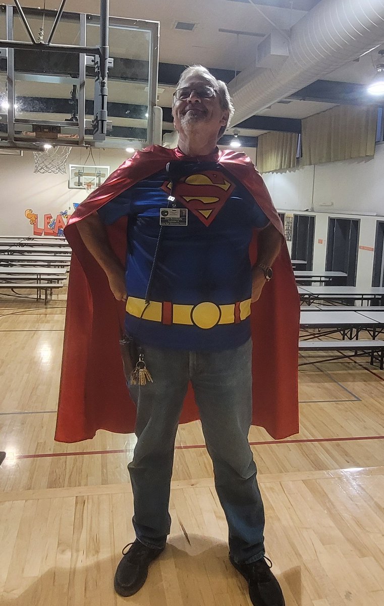 4 years ago, My first assignment as a Sub Custodian was here and Anna Kyle would be home. 4 years later, I'm now loving the Lead Custodian III life with my 650+ Grandchildren. #everykidisloved 
#fsusdcustodialisthebackbone #annakyleeagles #FSUSD #moveoversupermancustodialhasthis
