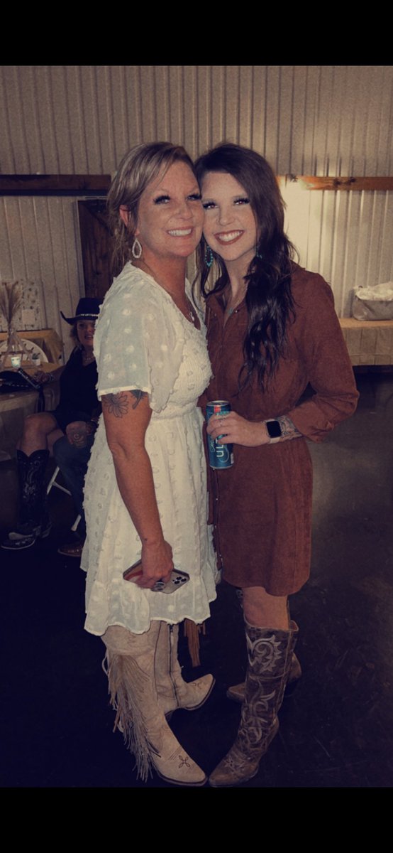Hstewart15's tweet photo. momma got married 🥰 https://t.co/XbS7WNgpIR