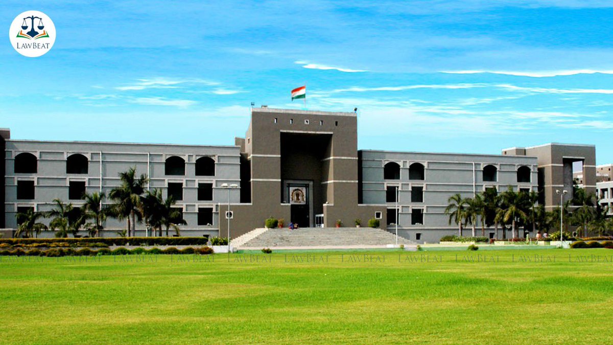 LawBeatInd's tweet photo. #GujaratHighCourt issues notice to State Authorities and Police allegedly involved in #Publicflogging of Muslim men during #Navratri
The incident was following a stone-pelting incident in #Gujarat https://t.co/VNoTm1Nd2X