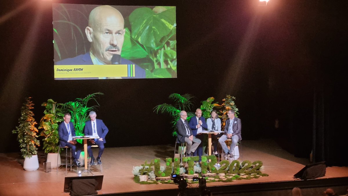 mfr_officiel's tweet photo. Lancement de la 4ème #UITR2022. Ouverture avec Claire Marescot, maire adjointe d'#Arcachon, Patrick Saint-Bonnet, président de la Fédération régionale #MFR Nouvelle-Aquitaine, Dominique Ravon, président de l'Union nationale des MFR et Stéphane Aurousseau, président de l'#IFOCAP. https://t.co/zgU4DJ8gzP