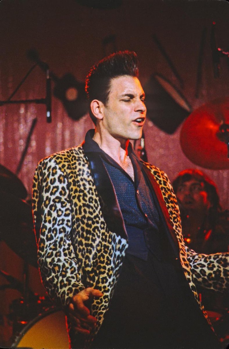 Cadillaclounge2's tweet photo. Good Bye my friend we had some Good Times R.I.P.  #Rockabillyforlife #robertgordon https://t.co/SDDxiZQI5Q