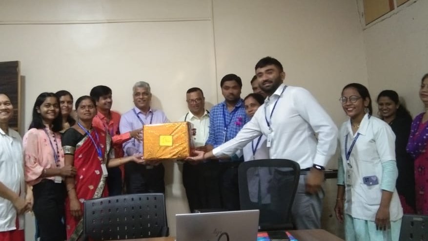 kemvadu's tweet photo. When work is fun too..
Our #Clinicaltrials team conducted fun quizzes and activities to assess the #GCP knowledge among the team members...
Pics of the prize distribution.
#workplace #vaccinetrials #goodclinicalpractices https://t.co/LYJY7aQjvF