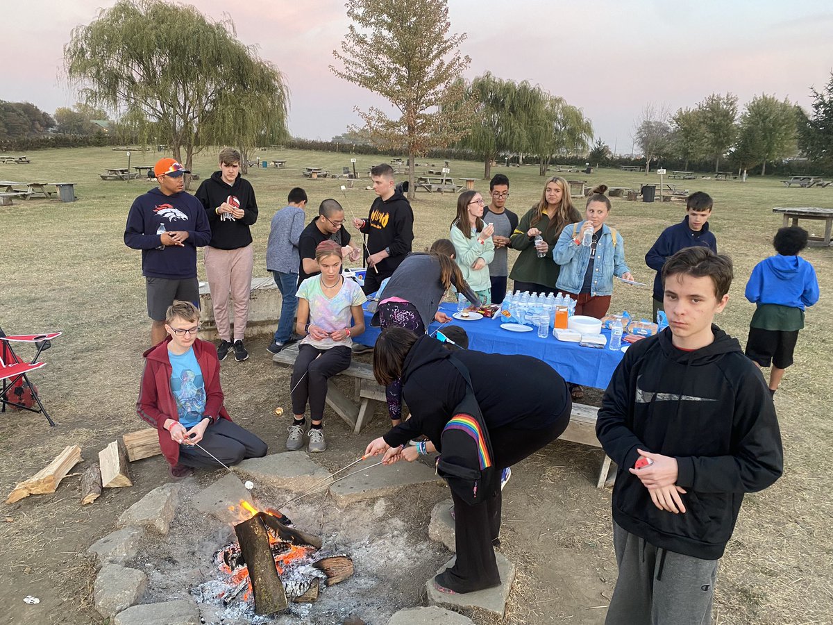 MonarchCof's tweet image. Everyone’s favorite outing to Bellevue Berry Farm 👻🎃