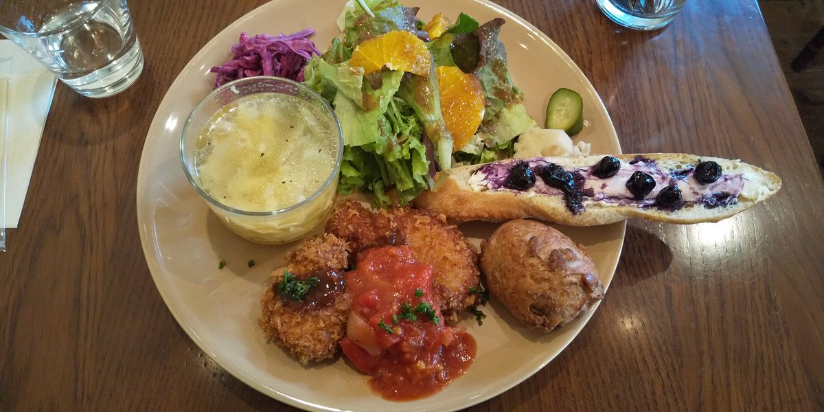 dumbbellfish's tweet photo. 今日のお昼ご飯🍴
#川口市
#KLYN
ワンプレート2種類😋
ご馳走様でした( ^ω^) https://t.co/0BU1NReG5w
