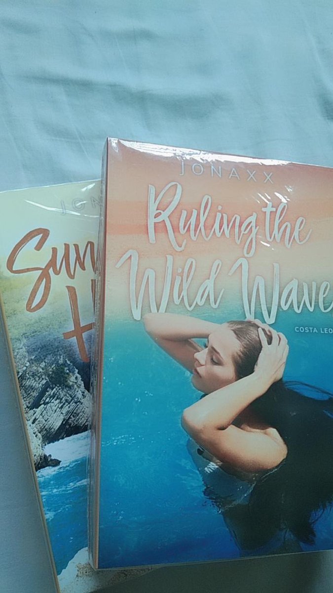 anrisetorrealba's tweet photo. they're here na aaaaahhhh π§‘π
#CLSWildestHeartbeat
#CLSThirdGenFinallyComplete https://t.co/CY7aJB4yVz