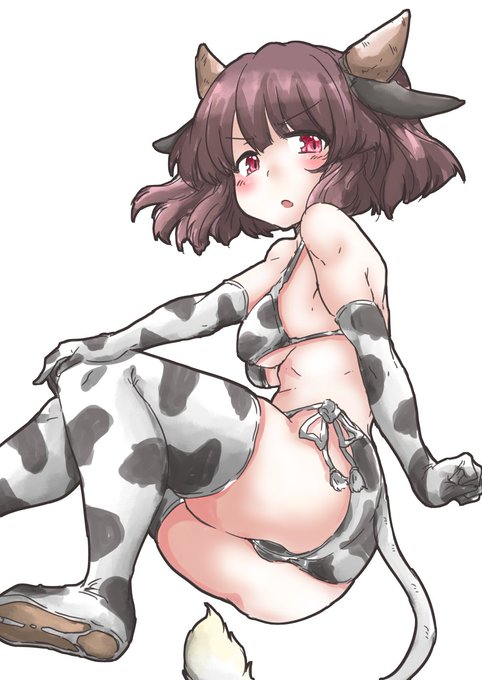 #きりたんキラキラ金曜日 
今日の牛柄ビキニです 
