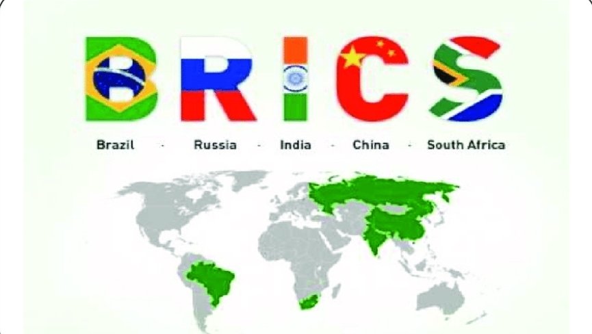ihsanbuhulaiga's tweet photo. #الصين ترحب بانضمام #السعودية لمنظمة بركس (BRICS)، إلى جانب القوى الصاعدة: الصين روسيا والهند والبرازيل وجنوب أفريقيا-تمثل 40% من سكان العالم و25% من اقتصاده.
يبدو أن ملتقى بركس أعلى فاعلية من نظيره (G7)، كقيادة صاعدة للحوكمة عالمياً وللتعاون الاقتصادي وتنمية البلدان النامية https://t.co/8Tmv2s4hEt