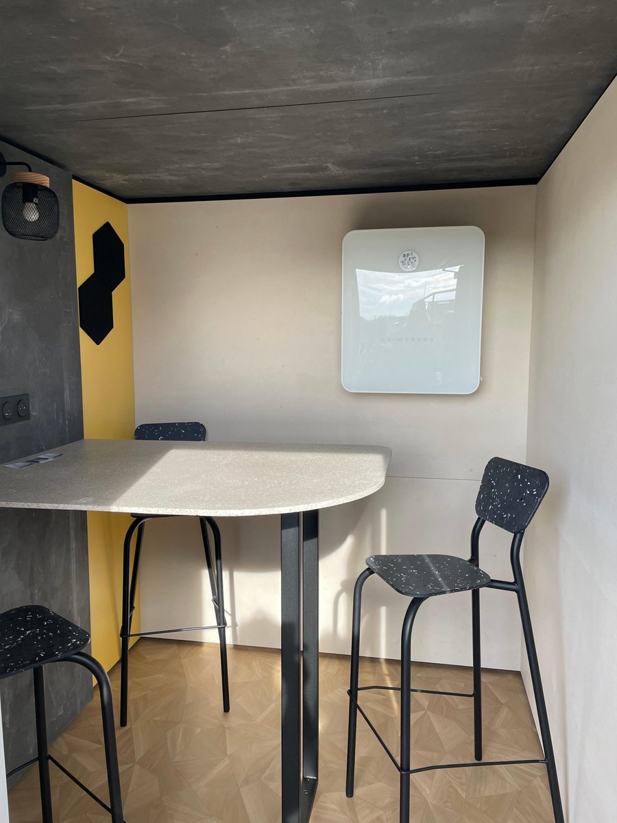 Take a Desk (@takeadesk) on Twitter photo Hier nous étions à l'inauguration du premier espace de travail en présence de <a href="/GoSuperCargo/">SuperCargo</a> Merci pour votre présentation et bravo pour votre développement. Hier nous étions à l'inauguration du premier espace de travail en présence de <a href="/GoSuperCargo/">SuperCargo</a> Merci pour votre présentation et bravo pour votre développement.