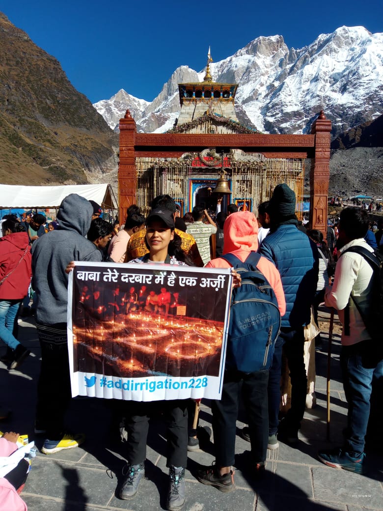 Mnk12315's tweet photo. माँ-बाप बच्चों को पढ़ाने से डरने लगे है,
कही उनका बच्चा भी बेरोजगार न हो जाएँ.
#ModiInDevBhumi
#addirrigation228 #केदारनाथमंदिर 
#modiinkedarnath #modiinuttarakhand #modiinbadrinath #NarendraModi
@satpalmaharaj @pushkardhami @OfficeofDhami @garimadasauni @aajtak @aparnaranger https://t.co/5HjZpSh3Wl