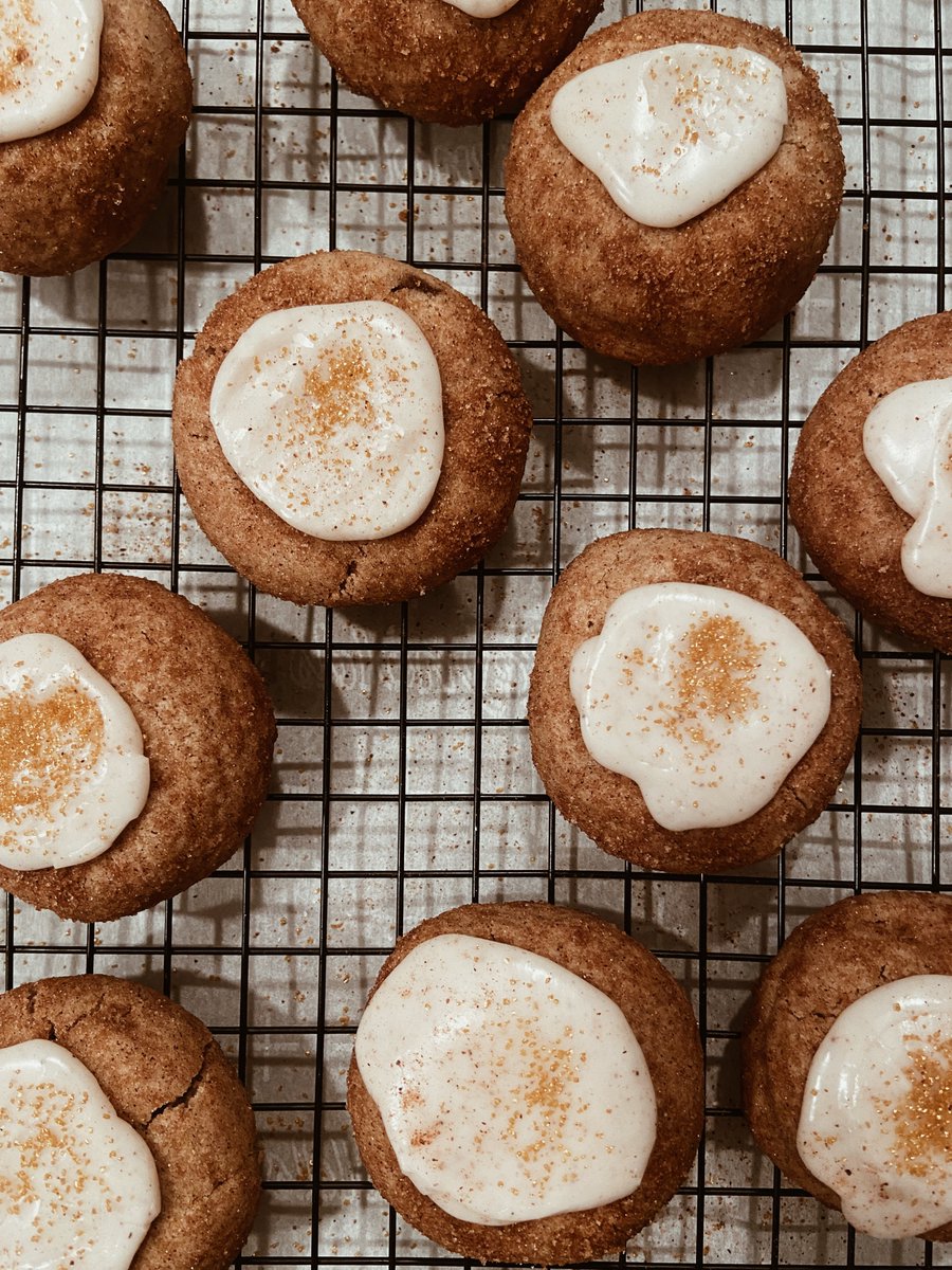 chai cookies + sparkly drinks ofc #midnighTSnosleepover