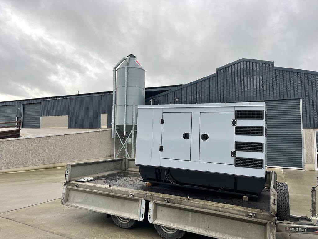 Aewgenerators's tweet photo. 100kva delivered to the cleanest farm I have ever been too #generators #keepingyouinpower https://t.co/bSrRzE1Gy2