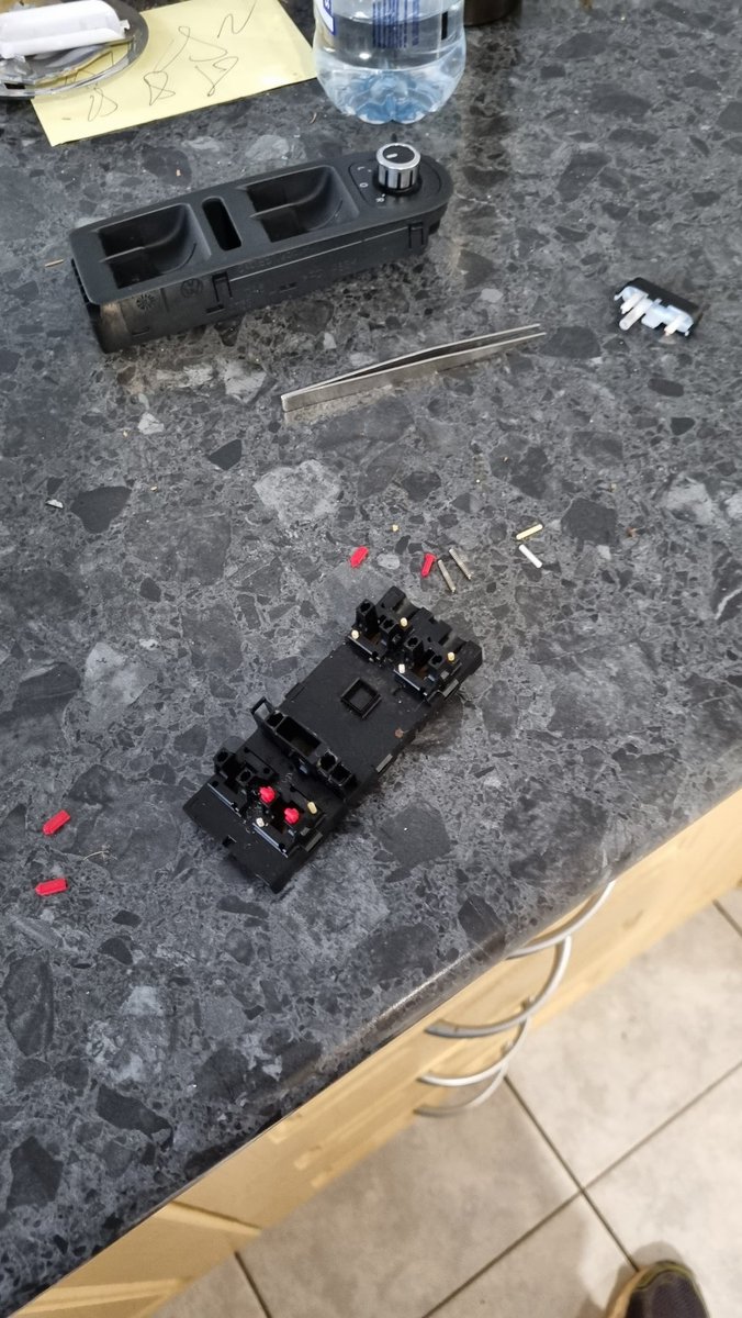 toecutter789's tweet photo. Volkswagen window switch repair.
I need my watchmaking workshop set up again, pronto! #kitchenworkbench https://t.co/8ZY0SaWYXn