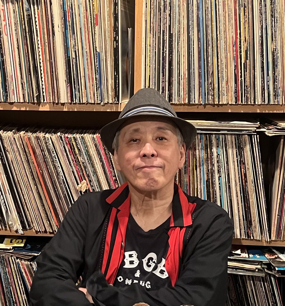 KENSHO_ONUKI's tweet photo. みなさーん!インスタライブはお休みですがラジオはバリバリですよー!今夜はゲストいないのでまたワタシのチョイス。Roots Of LONDON NITE ~ Mod Beatてな感じで60sたっぷりお送りします。深夜24時30分から!ヨロシクです。#kenrocksnite #interfm897 #放送時間変更 #modbeat #60sukrock https://t.co/7nRLH7xCg8