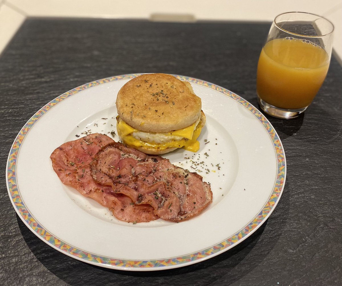 HalimOrwell's tweet photo. Gm fam @InvisibleBfast It’s Friday 🥳! Have a good day everyone 💚💚💚 @sliwovic @smol__man @Norskmint @MotionMarkus #GarbageEveryday #InvisibleBreakfast https://t.co/LNwWZWgAeA