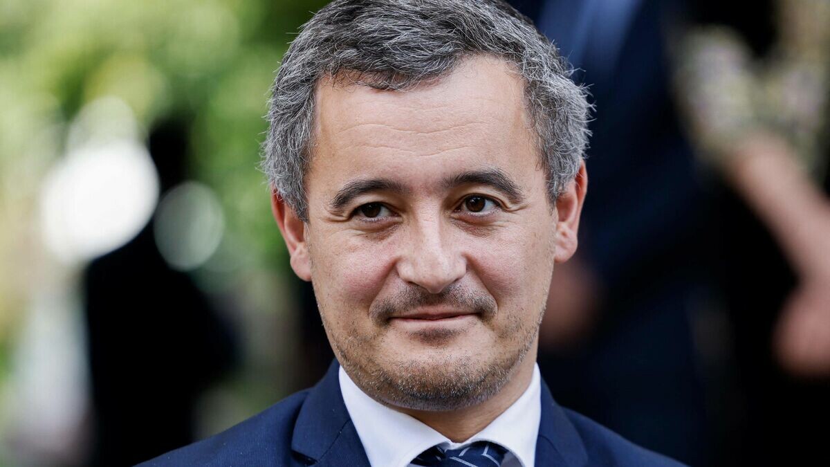 le_Parisien's tweet photo. Gérald Darmanin veut «généraliser» l’expulsion des familles de délinquants de leur logement social
➡️ https://t.co/xdipJPMueo https://t.co/xdYp3aUXIb