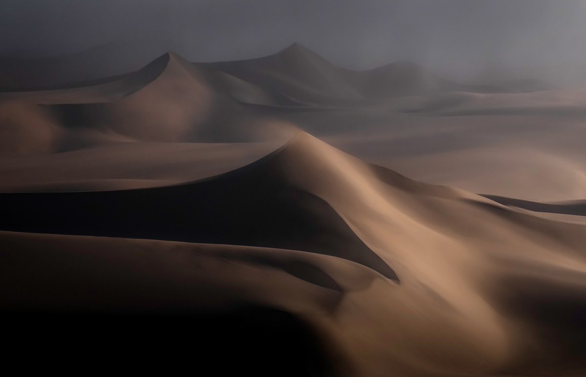 ryandyar's tweet image. Here’s some photos of a lot of sand.