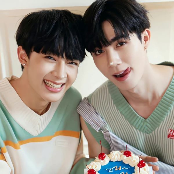 JAM__PLANET's tweet photo. Exclusive Tweets
Zee&amp;Nunew are nominated for 2022 The Best BL Couple.
If they are your favorite BL Couple, retweet this post for them!
Voting link: https://t.co/20Nrpc409B
#ZeeNuNew #ZeePruk #NuNew https://t.co/WuoLR37i5X