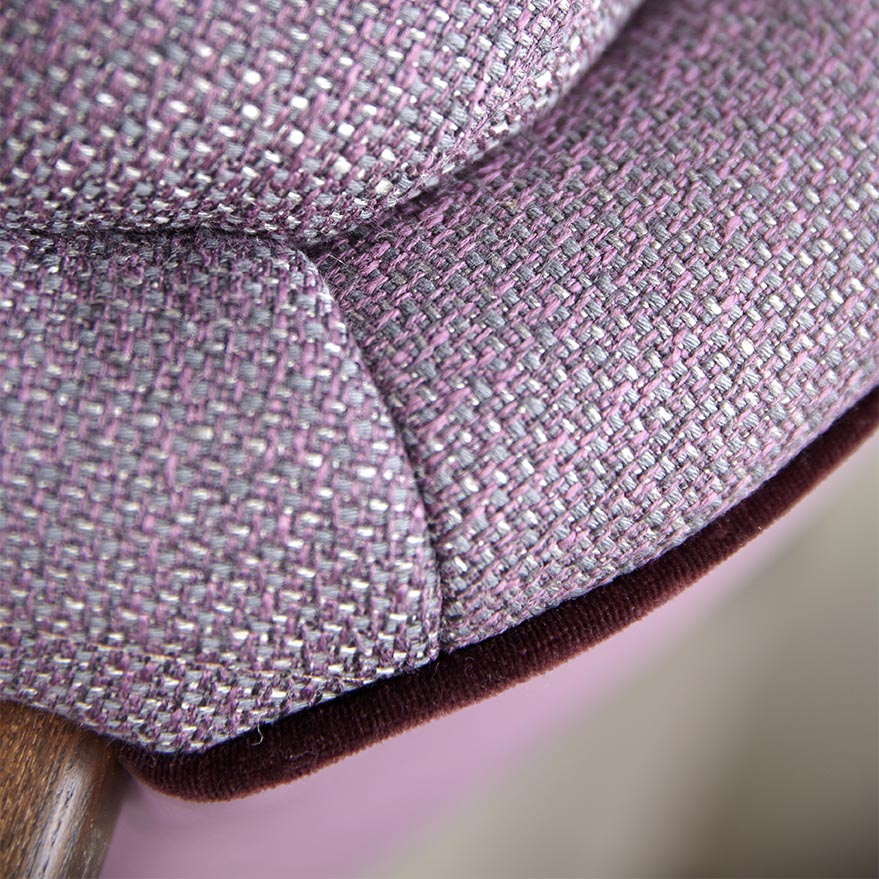 grassoler's tweet photo. Nos encantan los materiales y queremos que disfrutes escogiéndolos. Nuestros acabados para #sofás, #sillones y #cojines son de alta calidad y pueden ser de piel, textil, vinilos, telas técnicas…  Porque en #grassoler somos así. 
Disfruta de EQL = #Experience #Quality #Love https://t.co/XLk9XeSIBP