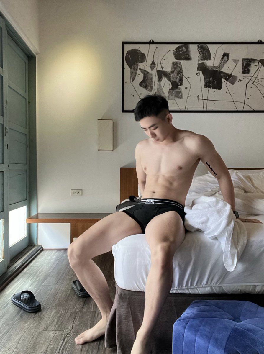 這天氣好容易賴床哦，
有沒有什麼方法比較容易起床的