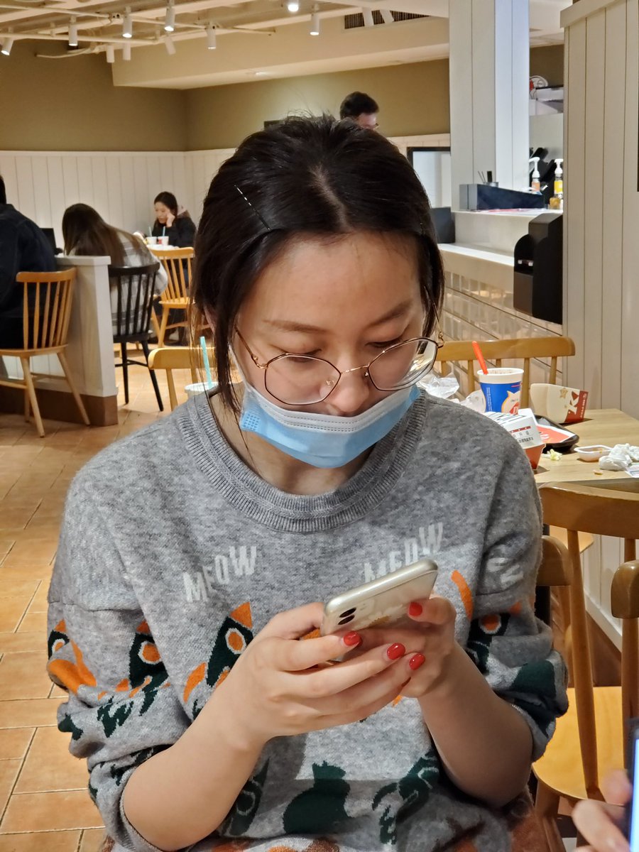 #绿帽 #绿奴 #母狗 #淫妻 #足控 #美腿 冒个泡，今天没啥特别活动，就吃个饭😄 https://t.co/Sq0BJ5RQEi